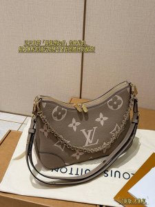 Comes with box Size: 29*16Cm L's elephant grey croissant bag Vintage classic sh