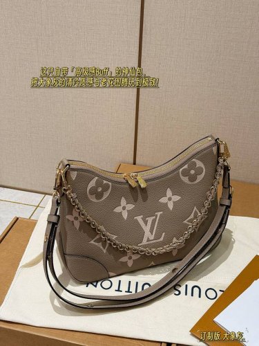 Comes with box Size: 29*16Cm L's elephant grey croissant bag Vintage classic sh