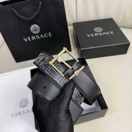 Versace, 4.0cm wide Medusa Heritage belt. Black, calfskin, engraved logo, Medus - Click Image to Close