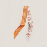 1940664FFF #Hermes "You Write and Freedom Square" Twilly small silk scarf. Twill