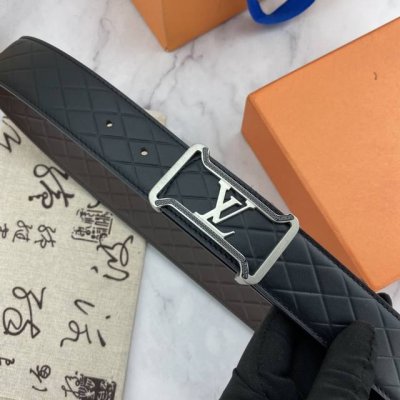 Lv Men's Flowered Leather Belt 38mm Double-sided imported leather can be used on