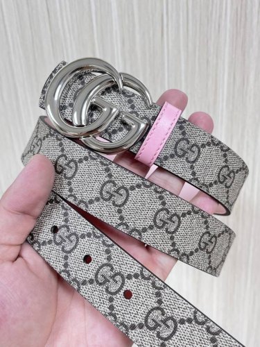 30cm New seasonal style, one side canvas print, the other side imported pink cow