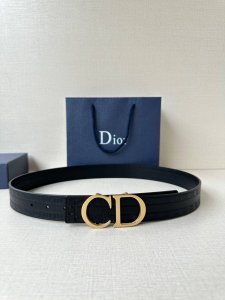 Width 3.5Cm This 35Mm Double-Sided Belt Combines Elegance With Modernity. Made O