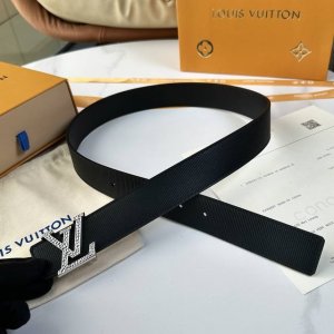 Original packaging L0Uis Vuitt0N This season's new men's belt, 35mm wide, made