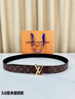 Louis Vuitton classic Monogram leather belt, 3.0 width with a wave-patterned de