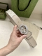 Width 3.8cm Gucci's double-sided leather belt cleverly combines Gg Supreme canva