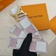 Width: 40mm This Lv Lnitiales reversible belt features vibrant colors in classic