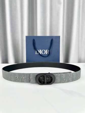 Width 3.5cm This Dior 35mm reversible belt combines elegant sophistication with - Click Image to Close