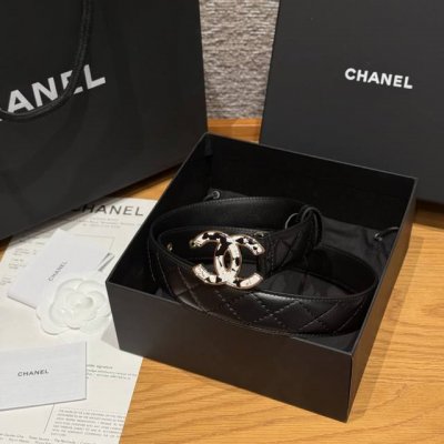 Chanel New Women's Belt Ddd. Features the classic metal double C logo, made of d