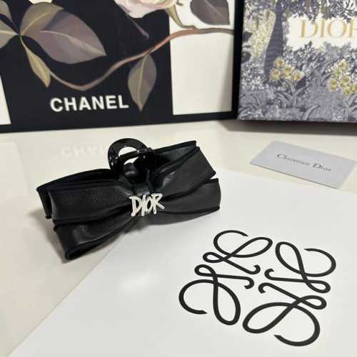 Special single with counter packaging Dior Dior vintage retro hardware grab clip