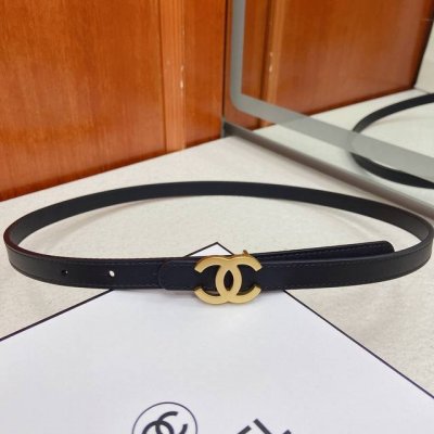 Chanel double-sided top-grain cowhide thin belt, 1.5cm wide, European size 75-9 Chanel double-sided top-grain cowhide thin belt, 1.5cm wide, European size 75-9