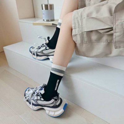 Includes four pairs of Balenciaga socks per box. These are super popular socks