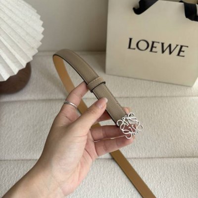 High-volume release: Loewe pebbled leather belt. Anchor buckle, 2.0cm wide, 5-ho