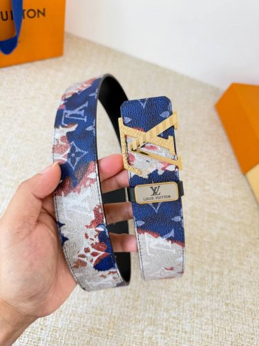 Product Name: Lv..Louis..Vuitton belt original Model: Buckle, classic pure stee