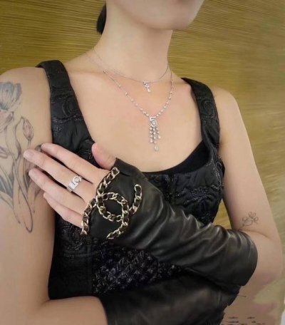 Chanel Women's Hot Selling Fingerless Long Gloves with Extended Sleeves, Importe