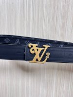 4.0mm wide black floral pattern with raised detail, calfskin sole, classic Dape