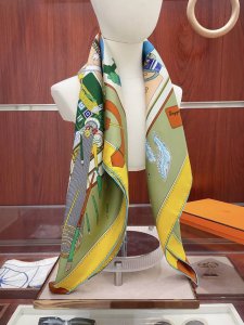 18 Mommy double-sided, same-color H**S silk new style. Everyone says it looks gr