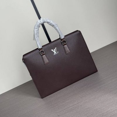 The latest hot-selling Lv briefcase from the top-tier counter, high-end, and fie