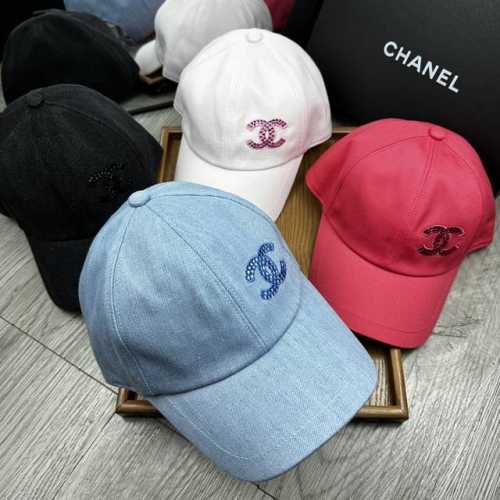 Special Offer C Home Chanel 2025 New Double-Sided Cap. The Design Of The Double-