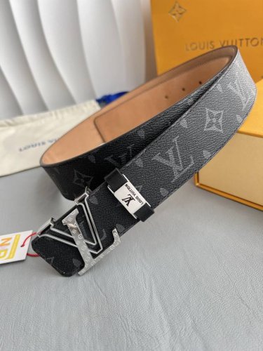 Product name: Lv..Louis..Vuitton belt original Model: Buckle, classic pure stee