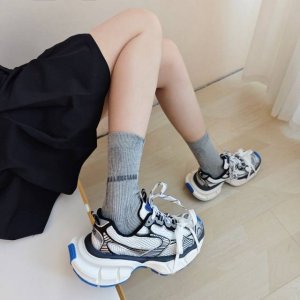 Includes packaging. One box contains five pairs of Balenciaga super popular tre