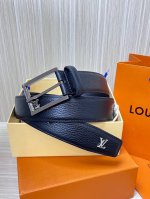 -3.5 imported lychee-grain leather, small L-shaped hardware at the tail, with a