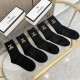 Comes with packaging. One box contains five pairs of high-quality Chanel socks