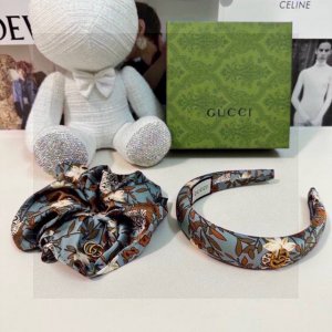 Special two-piece set with counter packaging Gucci's latest hit is here. Floral