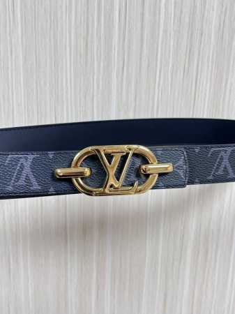 New for the season, this belt is crafted from luxurious calfskin and Monogram c - Click Image to Close