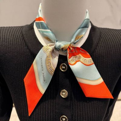 Hermes "Feast" Twilly scarf. Twilly silk ribbon 100% mulberry silk. This small