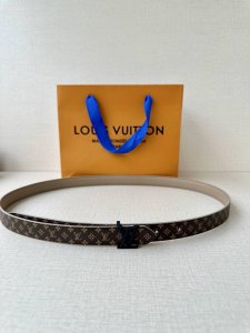 2.0 Wide Mini Lv Double-sided Belt with luxurious leather and iconic Monogram ca