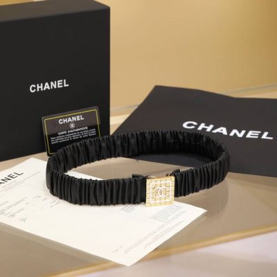 Chanel Cc square resin white and black logo, small square brass logo buckle, cal