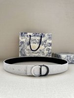 Width 3.5Cm This Dior Belt Cleverly Combines Elegance And Fashion, Highlighting
