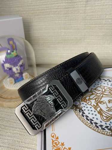 Product Name: Versace (Ddd) Material: 100% top-grain cowhide belt, guaranteed ge