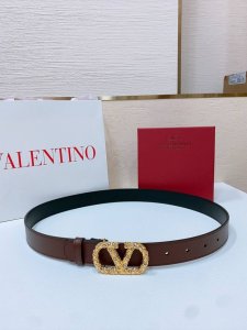 Vlogo Signature Buckle, Adorned With Swarovski Imitation Pearls - Swarovski Crys