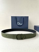 Width 3.5Cm Dior's belt buckle is crafted from stainless steel with a camouflage