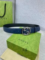 Width 4.0Cm Gucci interlocking double G steel buckle, made of Gucci Signature bl
