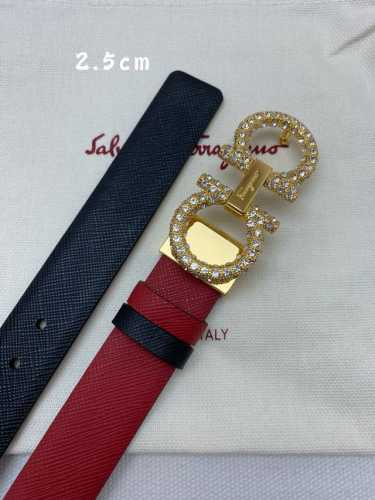 Ferragamo 25mm metal Gancio double buckle, women's double-sided cowhide leather,