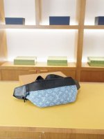Lv High-end chest and waist bag synchronized with Louis Vuitton's official websi