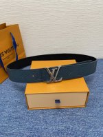 Brand LV 4.0Cm Description: This belt features an LV buckle with a buffalo leat