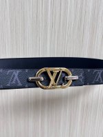 New for the season, this belt is crafted from luxurious calfskin and Monogram c