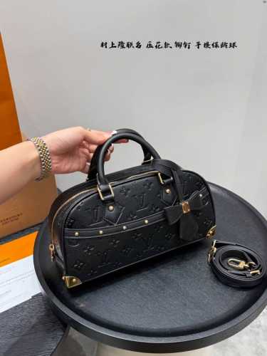 Gift box packagingNew Lv Murakami Takashi 2025 collaboration white tri-color han