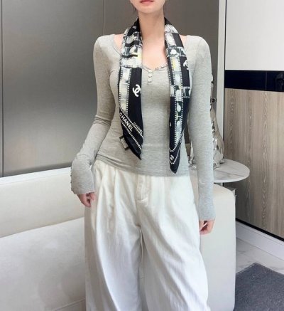 Highly recommended ~ Chanel silk scarf that can be worn as a tube top 18mm top-g