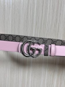 The Fall/Winter 2025 collection reinterprets the distinctive Gg Marmont series.