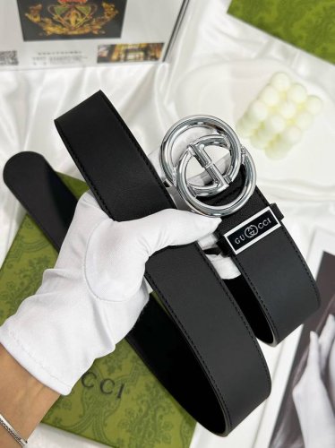 Belt: Gucci.Gu...Cci Authentic Single Piece. Waist Belt: 100% Top-Grain Cowhide