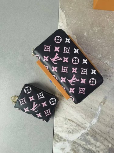 Color Black Size 19.5X10.5X2.5M 12152 The Zippy Wallet is crafted from fluffy l