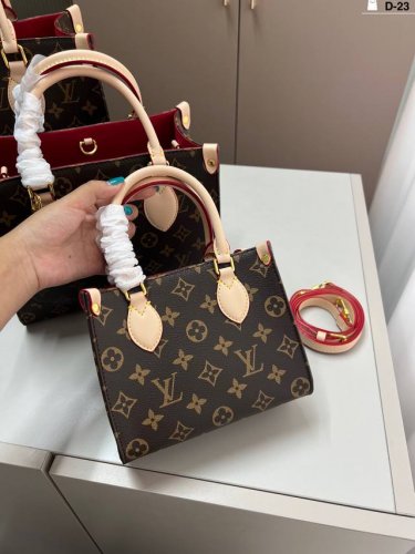 Mini Lv Louis Vuitton jungle tote bag Luxury and classic monogram tote The bag i