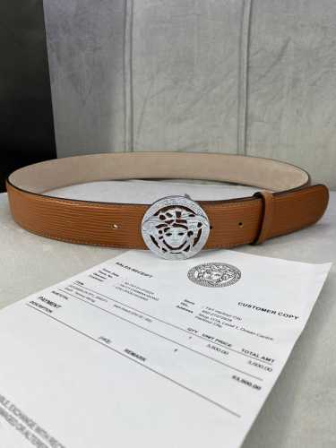 Width 4.0Cm This Versace Water Ripple Belt Is Decorated With The Iconic Versace