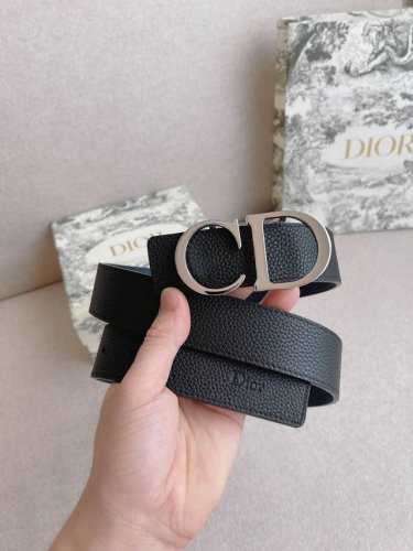Original quality. Dior men's casual belt series. Simple metal "Cd" logo, embodyi