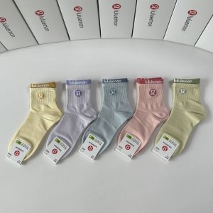 Special Packaging Lululemon New Mid-Length Slouch Socks! Five pairs per box, sam